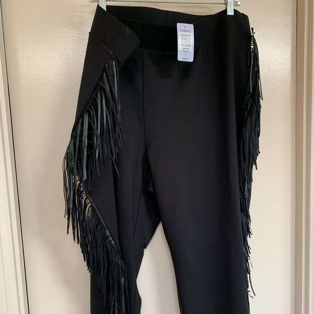 NWT Torrid Fringe Pixie Pants 4x black